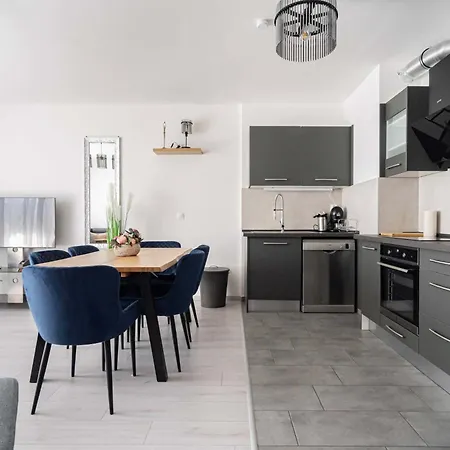 Appartamento - Sunny - Spacious - Balcony